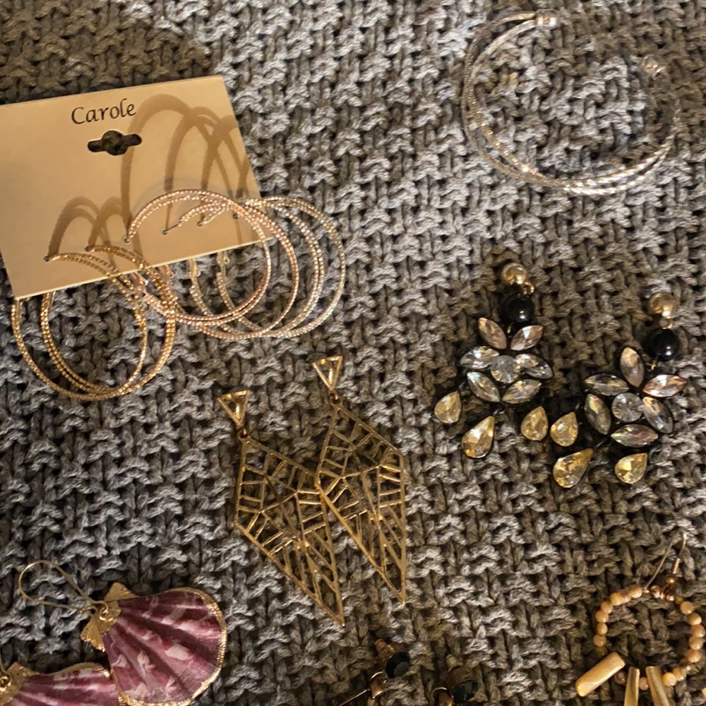 Jewelry bundle - Picture 3 of 4
